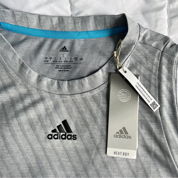 NWT ADIDAS LOGO TANK - Picture 2 of 4